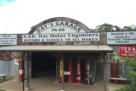 Paronella Park, Historic Village Herberton And Granite George Wild Life Kangaroo - Attractions 10