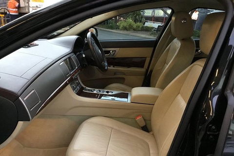 Jaguar Limousine Transfer Cairns Airport To City Or Return - Attractions Las Vegas 7