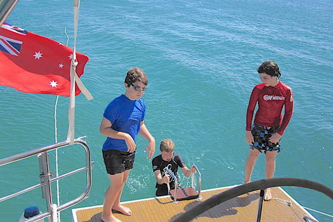Sailing Curlew Escape On Moreton Bay - Attractions 9
