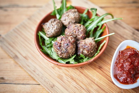 Family Lunch - Tapas And Wine For 4 People - Attractions 6
