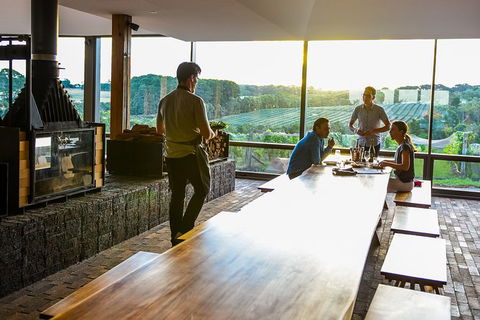 Mornington Peninsula 2-6 Guests Lunch Rare Hare Or Merricks General Wine Store - Attractions 4