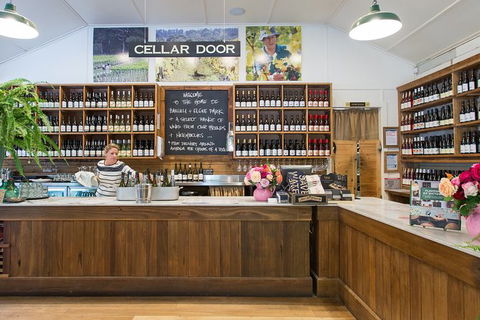 Mornington Peninsula 2-6 Guests Lunch At Merricks General Wine Store Or RareHare - Attractions 6