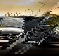 Departure Private Transfer Melbourne City to Melbourne Airport MEL by Luxury Van - Attractions
