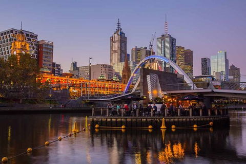 Arrival Private Transfers: Melbourne Airport MEL To Melbourne In Luxury Van - Attractions 6