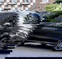 Departure Private Transfers Melbourne to Melbourne Airport MEL in Luxury Van - Attractions
