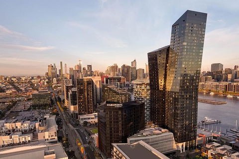 Departure Private Transfers: Melbourne To Melbourne Airport MEL In Luxury Van - Attractions 4