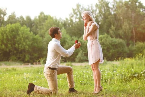 Romance Aircraft Flight + Scenic Tour + 3 Course Lunch + Beer Tasting + Hamper - See Attractions 2