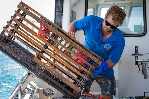 Rock Lobster Pot Pull Tour In Kalbarri - Attractions 2