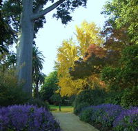 Albury Botanic Garden - Attractions