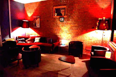 Club Voltaire - Attractions 0