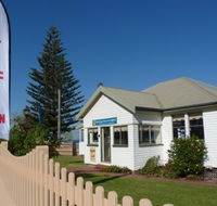 Hastings Fine Art Gallery - Attractions