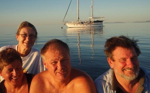 A Whitsunday Luxury Sailing Holiday - See Attractions 2