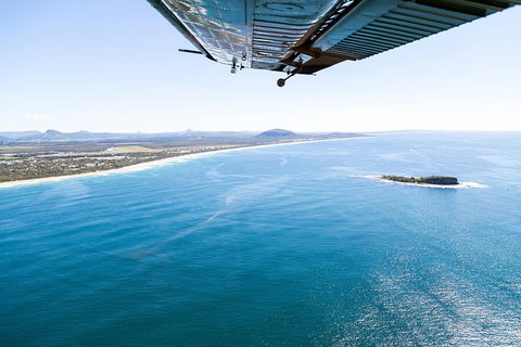 Deluxe Seaplane Tour Noosa To Glasshouse Adventure For 2 With Photobook - Attractions 5