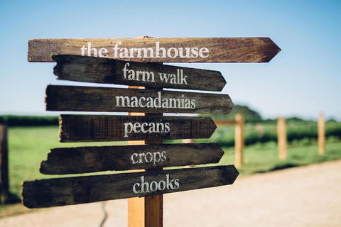 Byron Bay And Beyond Tour Including Cape Bryon Lighthouse Crystal Castle And Bangalow - Attractions 3