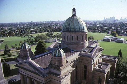 Melbourne City Tour: Lifestyle Of The Rich And Famous - See Attractions 4