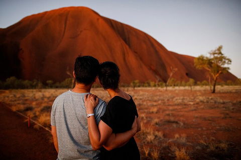 Uluru Sunrise And Guided Base Walk - Attractions 2