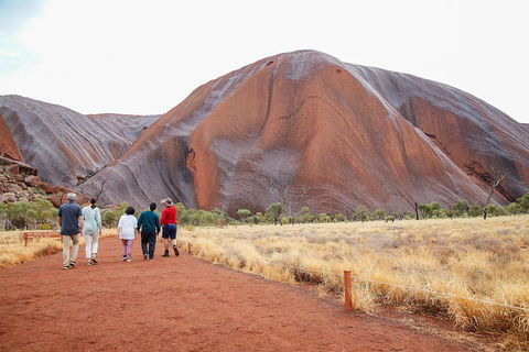 Ayers Rock Combo: Uluru Base And Sunset Plus Uluru Sunrise And Kata Tjuta With An Optional BBQ Dinner Or Kings Canyon Day Trip - Attractions 3