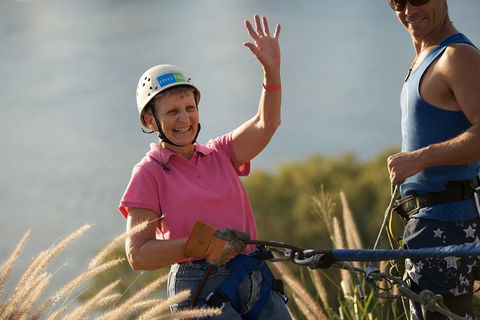 Abseiling The Kangaroo Point Cliffs In Brisbane - Attractions 2