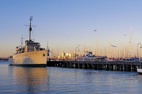 Melbourne City And Williamstown Ferry Cruise - Attractions 4
