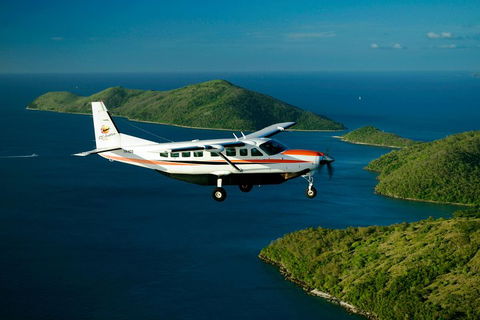 Reef And Island Scenic Flight From Airlie Beach - Attractions 3