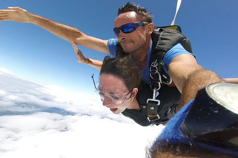 Reef And Rainforest Tandem Sky Dive In Cairns - Attractions 4