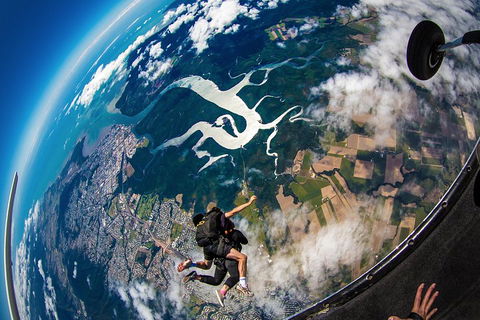 Reef And Rainforest Tandem Sky Dive In Cairns - Attractions 5