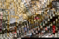 Half Day Small Group Guided Shopping Tour in Melbourne