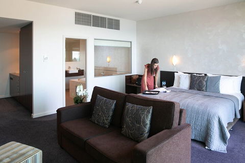 3 Day Port Lincoln And Coffin Bay Private Tour - Attractions 3