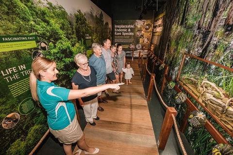 Cairns Aquarium Tour By Twilight With Drink And Appetiser - Attractions 2