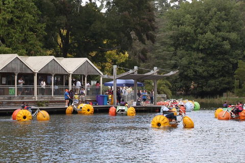 Yarra Valley, Dandenong Ranges Inc. Lunch With Wine,plus Morning Tea,chocolate - See Attractions 1