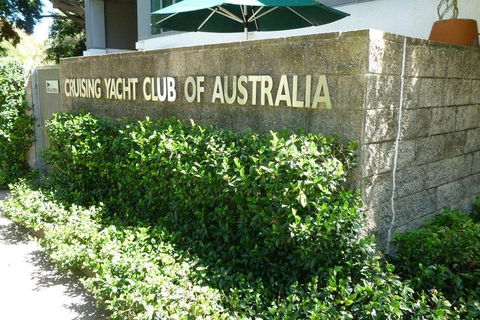 Private Essential Sydney Tour Including Lunch At The Cruising Yacht Club Of Australia - Attractions 2