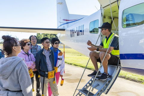 Scenic Flight - Great Barrier Reef, Heart Reef, Whitehaven Beach & Hill Inlet! - Attractions 1