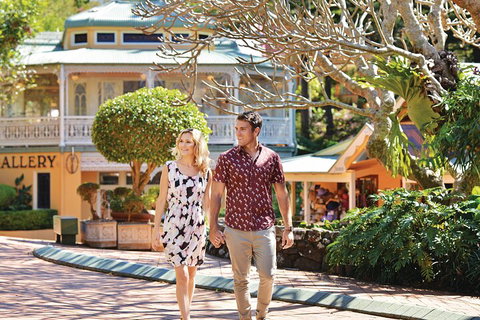 Sunshine Coast Signature High Tea And Wine Experience (Min 6 Adults) - Attractions 5