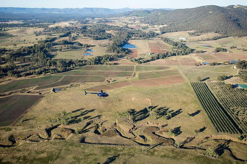 Private Helicopter Flight To Hunter Valley With A La Carte Lunch - For 2 - Attractions 5