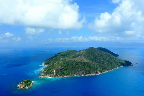 The Whitsunday Express Scenic Flight - 25 Minutes - Attractions 3