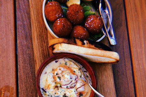 Personalised, All-inclusive Day Tours Of The Hunter Valleys Finest Venues - See Attractions 4