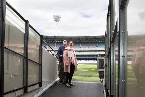 Ultimate Sports Lovers Bus Tour Of Melbourne - See Attractions 3